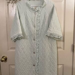 Vintage Miss Elaine Blue Quilted Robe with Lace Trim